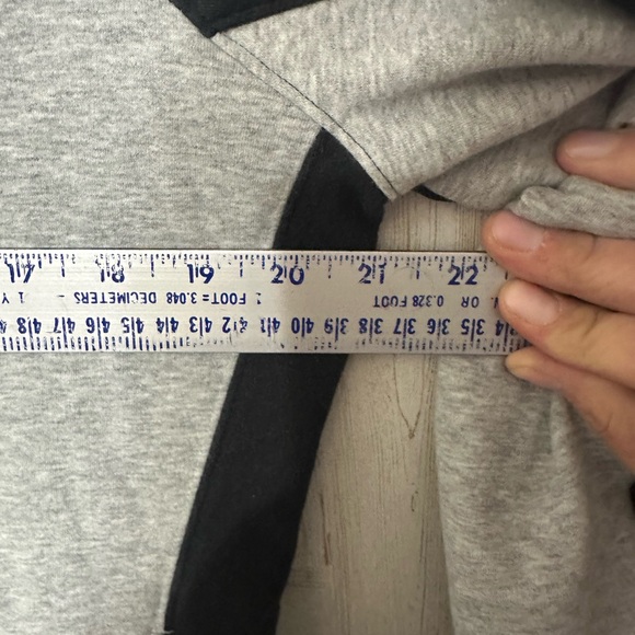 The North Face Full Zip Sweater - Picture 3 of 7